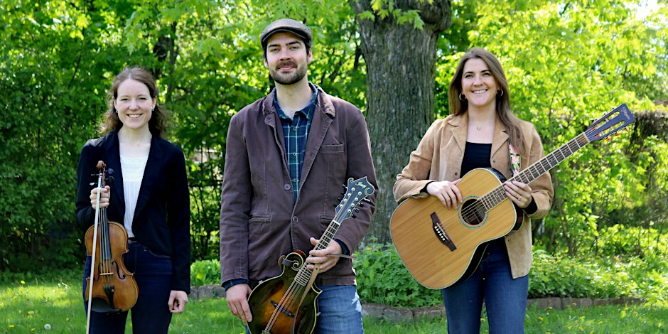 Solo Artist Trio: Joanna Bronson, Jake Lauzon, and Alanna Jenish